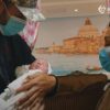 Biotexcom: cuplul din SUA își fiica născută în programul de maternitate surogat