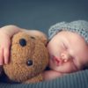 Bebeluşi născuţi de mame surogat din Ucraina nu pot fi luaţi de părinţii străini din cauza restricţiilor de călătorie legate de coronavirus