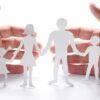 România se evaporă încet, dar sigur. Familia, în declin: mai puține căsătorii, mai puține nașteri și de două ori mai multe decese