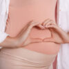 Infertilitatea din cauza endometriozei și posibilitatea de a deveni părinți cu ajutorul maternitații surogat